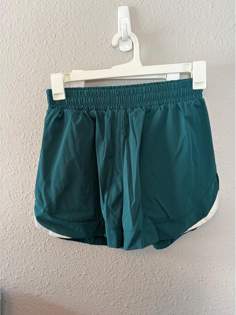 Alphalete Green Shorts size M. Built in spandex